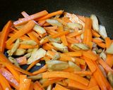 切り昆布にまめ・ごぼう・にんじん。作り方4写真
