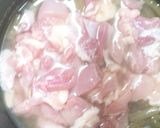 ふきと鶏肉の炊き込みごはん　桜の花のせ作り方7写真