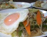 大好きな組み合わせ☆野菜炒め&目玉焼き作り方5写真