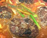 トマト缶で煮込みハンバーグ作り方5写真