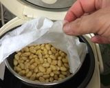 栄養タップリ炊飯器でほっとけ蒸し大豆作り方4写真