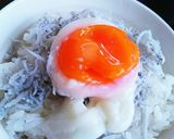 簡単☆美味い☆温玉しらす丼♪作り方1写真
