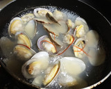 定番 スープも美味しい簡単あさりの酒蒸し作り方4写真