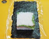 ピリ辛鮭フレークのおにぎらず作り方11写真