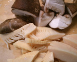 たけのこと鶏むね肉のにんにく和風煮込み！作り方1写真