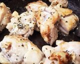 にんにくの香り♡鶏もも肉のバジルソテー♡作り方2写真