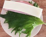 簡単♡ハムチーズ大葉のくるくる餃子作り方3写真