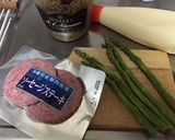 簡単おつまみ☆琉球ハムとアスパラの炒め物作り方1写真