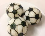 サッカー観戦 サッカーボールおむすび作り方2写真