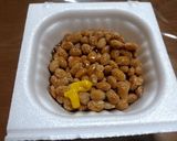 納豆にウワミゾザクラのトッピング（＾＾）作り方3写真
