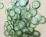 きゅうりとシーチキンのサラダ作り方1写真