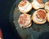 焦がし醤油で！チーズinしいたけの肉詰め作り方5写真
