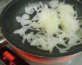 新玉だから甘くて美味しい。シンプル炒め作り方3写真