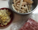 れんこんと生姜の豚そぼろ作り方1写真