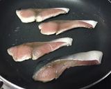 フライパンで♪簡単ぶり照り〜作り方2写真