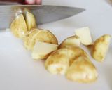 新ジャガと鶏肉のカレー風味オーブン焼き作り方1写真