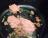 キムチとひき肉の甘辛炒め作り方1写真