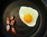 簡単アボカドトマトウィンナー目玉焼き丼作り方1写真
