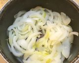 水と砂糖は不要♡新玉でスタミナ豚丼作り方1写真