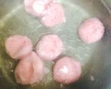 簡単♪イチゴたっぷりピンク白玉練乳がけ♡作り方4写真