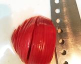 簡単！お祝いにも♡トマトでローズ作り方1写真
