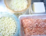 鶏×豆腐☆ふわふわハンバーグ作り方1写真