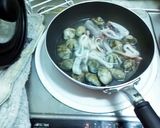 アサリとイカリングの酒蒸し♪作り方3写真
