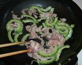 ゴーヤと豚肉のキムチ味噌炒め作り方3写真