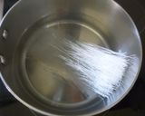 紫蘇レモン味で魚介のピリ辛緑豆サラダ作り方5写真