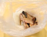 ポリ袋で簡単防災食☆さんまと大根の煮物作り方1写真