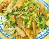 簡単!ターサイと大豆ハムとキノコの炒め物作り方2写真