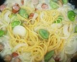 空豆とソーセージのソイクリームパスタ☆作り方3写真