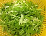 シンプル！新玉葱と水菜のサラダ作り方2写真