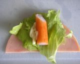 お弁当に☆簡単　お花のハム☆作り方1写真