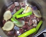圧力鍋で、牛すじの煮込み作り方3写真