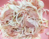 玉ねぎスライスとムネ肉の旨旨和え物作り方3写真