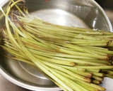 山ふきと山椒の実の佃煮♪作り方1写真
