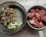 簡単★鶏肉と白滝のすき焼き風煮物作り方1写真