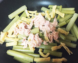 フキとツナの炒り煮♫作り方4写真
