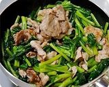 春の一品♪ 豚肉とかき菜のピリ辛味噌炒め作り方5写真