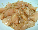 鶏ささみと玉ねぎの柚子胡椒炒め作り方2写真