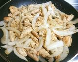 鶏ささみと玉ねぎの柚子胡椒炒め作り方5写真