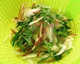 サラダチキンとたっぷりオニスラ♪作り方1写真
