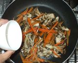 鶏モモ肉小松菜舞茸のシチュー・ルーなし作り方7写真