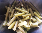 定番☆ふきの油炒め☆作り方1写真