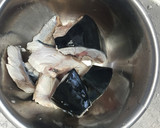 鰤のあらと茄子のカレー風炒め作り方3写真