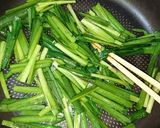 簡単♪ナス＆ニラ♪挽き肉カレー炒め作り方3写真