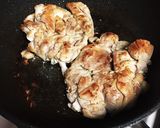 フライパンで洋風？ 鶏の照り焼き作り方3写真