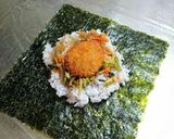 時短！冷凍コロッケのおにぎらず♪作り方1写真