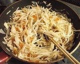 栄養オイルで！もやしとえのきの福神漬炒め作り方7写真